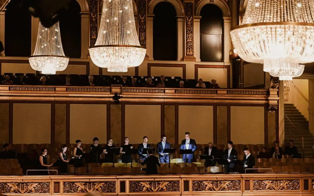 Nachtklang „night flowers“ im 'Großen Saal mit den Sängerinnen und Sängern der Company of Music unter der Leitung von Johannes Hiemetsberger