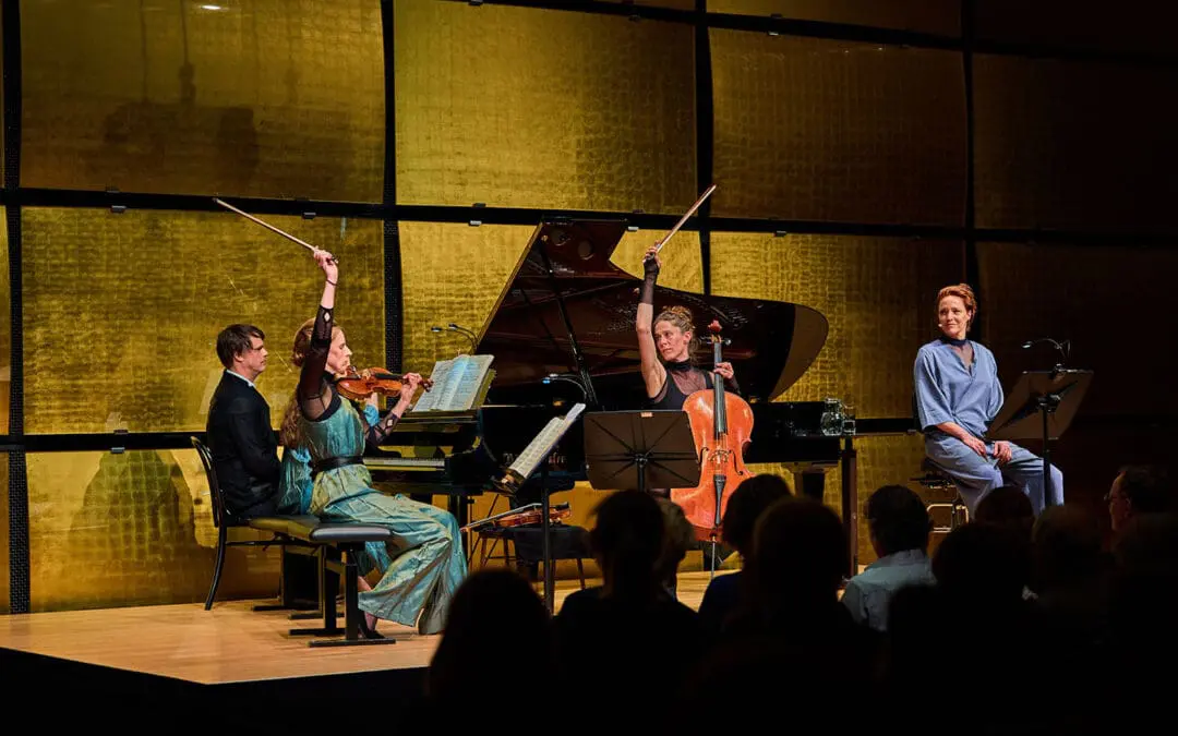 Patricia Aulitzky und das Trio Frühstück im Gläsernen Saal