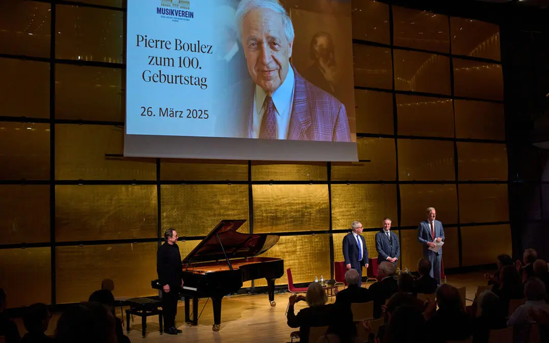 Gesprächskonzert zum 100. Geburtstag von Pierre Boulez im Gläsernen Saal mit Pierre-Laurent Aimard (Klavier und Gespräch), Daniel Froschauer (Gespräch), Clement Power (Gespräch), Stephan Pauly (Moderation)